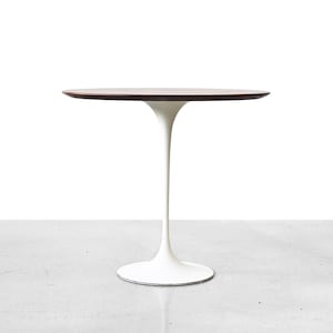 Vintage Tulip Side Table with Oval Walnut Top by Eero Saarinen for Knoll