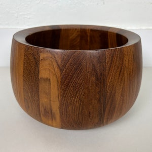 Teak Serving Bowl by Jens Quistgaard for Dansk image 3