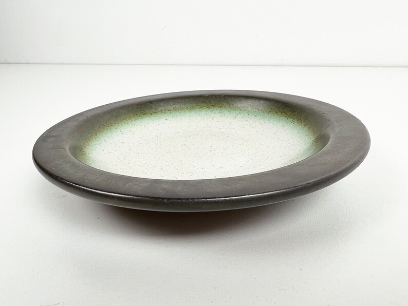 Heath Ceramics 'Rim Line Sand and Sea Plate Vintage image 8