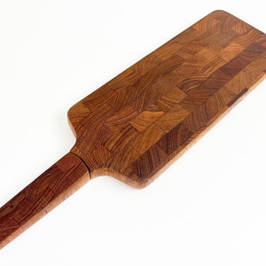 Dansk End Grain Teak Paddle Shaped Serving Board with Built in Knife image 2