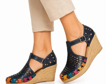 Sandalias de cuña tipo alpargata de piel auténtica para mujer, color azul mexicano.
