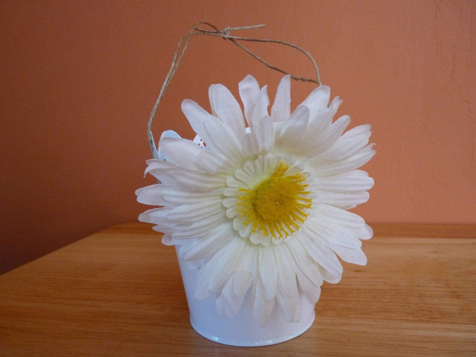 Daisy Flower Girl Basket. Bucket Flower Girl Basket. White Flower Girl