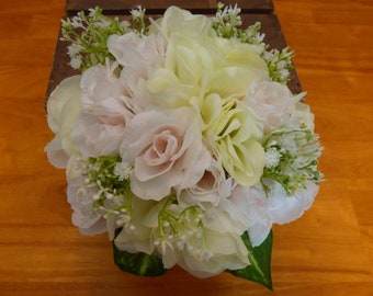 Ivory and blush wedding bouquet. Silk wedding bouquet. romantic wedding.
