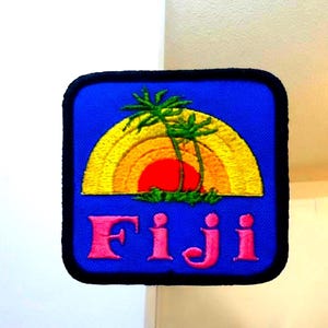 Fiji Sunset Palm Tree Embroidered Patch, Retro Travel Souvenir (Iron-On)