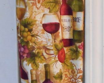 303# Plastic Grocery Bag Holder Merlot Wine Grapes plastic bag holder