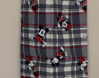 219# Plastic Grocery Bag Holder Mickey and Minnie Mouse Disney plastic bag holder