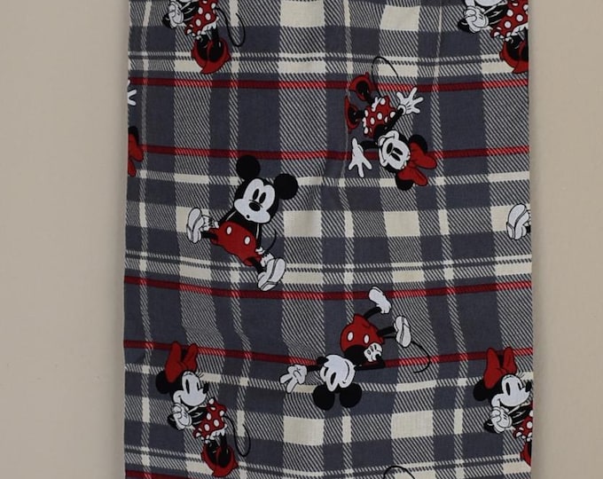 219# Plastic Grocery Bag Holder Mickey and Minnie Mouse Disney plastic bag holder