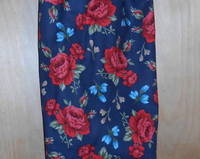 363# Plastic Grocery Bag Holder  Red Roses  plastic bag holder