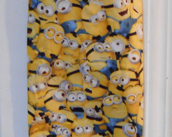 301# Plastic Grocery Bag Holder Minions  Universal Plastic Bag Holder