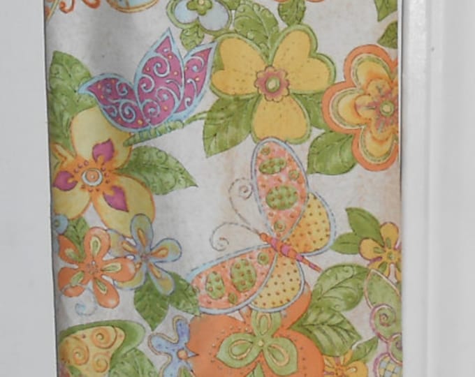 339# Plastic Grocery Bag Holder Flowers Butterflies  Plastic Bag Holder