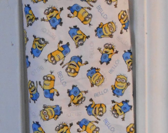 330# Plastic Grocery Bag Holder Minions Universal plastic bag holder