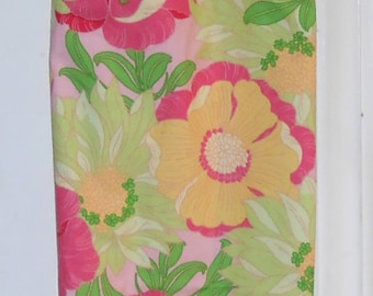 347# Plastic Grocery Bag Holder  More Big Flowers Plastic Bag Holder