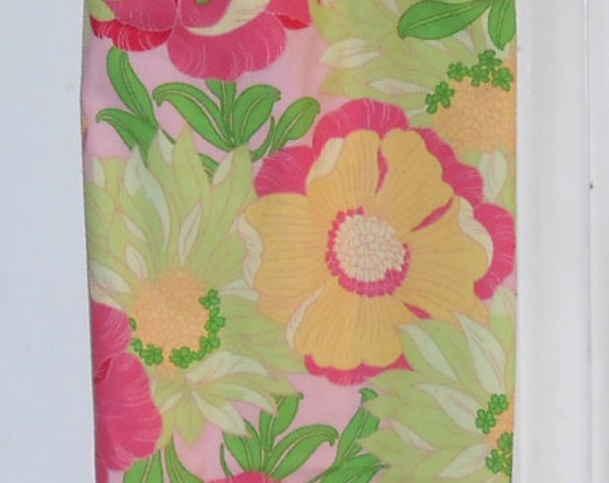 347# Plastic Grocery Bag Holder  More Big Flowers Plastic Bag Holder