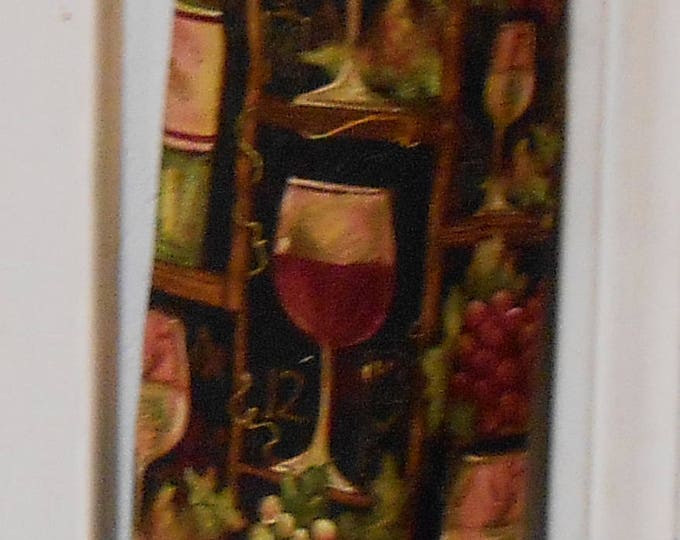 263# Plastic Grocery Bag Holder Wine and Glasses plastic bag holder