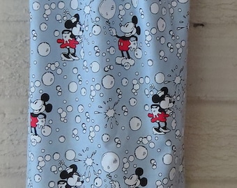 116# NEW Plastic Grocery Bag Holder Mickey and Minnie Mouse plastic bag holder