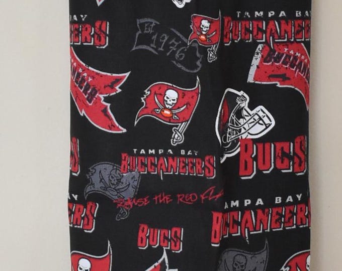 437# NEW Plastic Grocery Bag Holder Tampa Bay Buccaneers NFL Football plastic bag holder