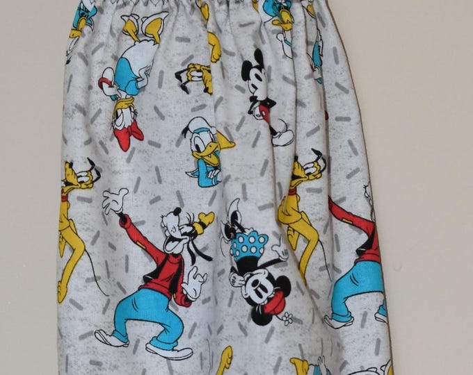 456# Mickey and Friends Plastic Grocery Bag Holder Disney plastic bag holder