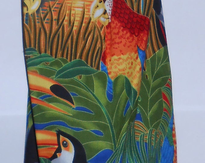 284# Plastic Grocery Bag Holder  Tropical birds plastic bag holder