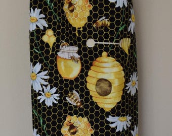 Bees 151# and Daisys Plastic Grocery Bag Holders Insects Animals Plastic Bag Holder