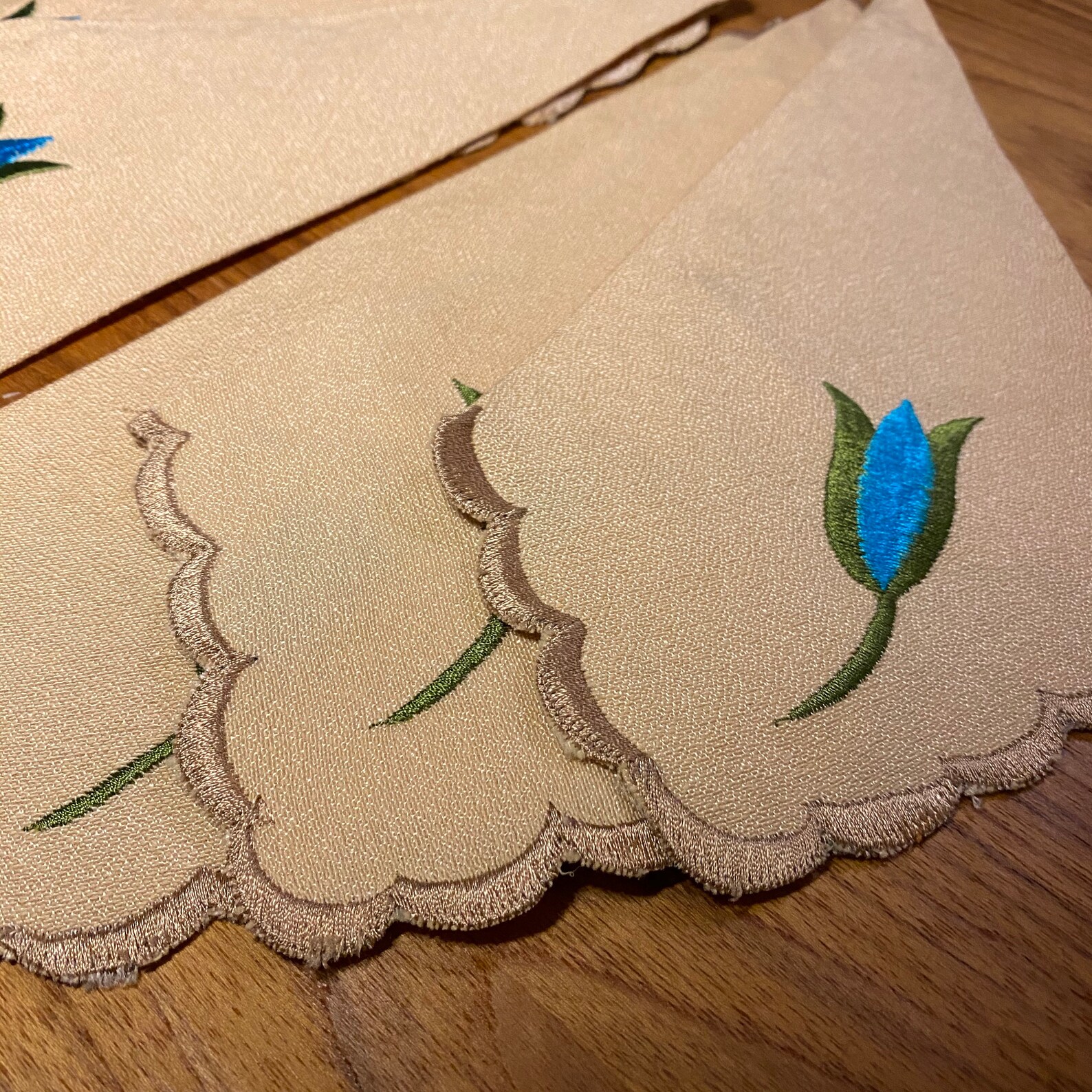 Vintage Cloth Napkins with Embroidered Scalloped Edges & Etsy