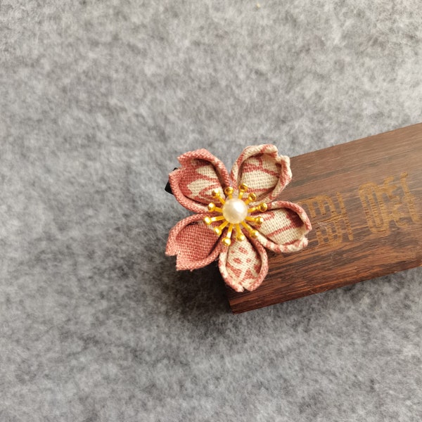 Handmade Japanese Traditional Tsumami Kanzashi Hair Clip Comb Kimono Yukata Outfit Wedding Ornament Bride Pink Sakura Flower Blossom