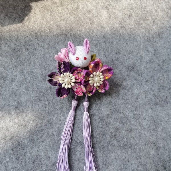 Handgefertigte japanische Traditionelle Tsumami Kanzashi Haarspange Pin Kimono Yukata Outfit Hochzeit Ornament Lila Sakura Cute Bunny White Rabbit