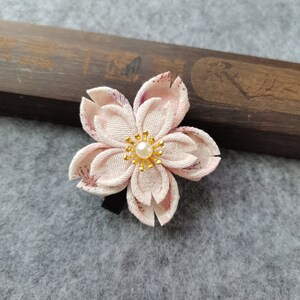 Handmade Japanese Traditional Tsumami Kanzashi Hair Clip Comb Kimono Yukata Outfit Wedding Ornament Bride Pink Sakura Flower Blossom image 3