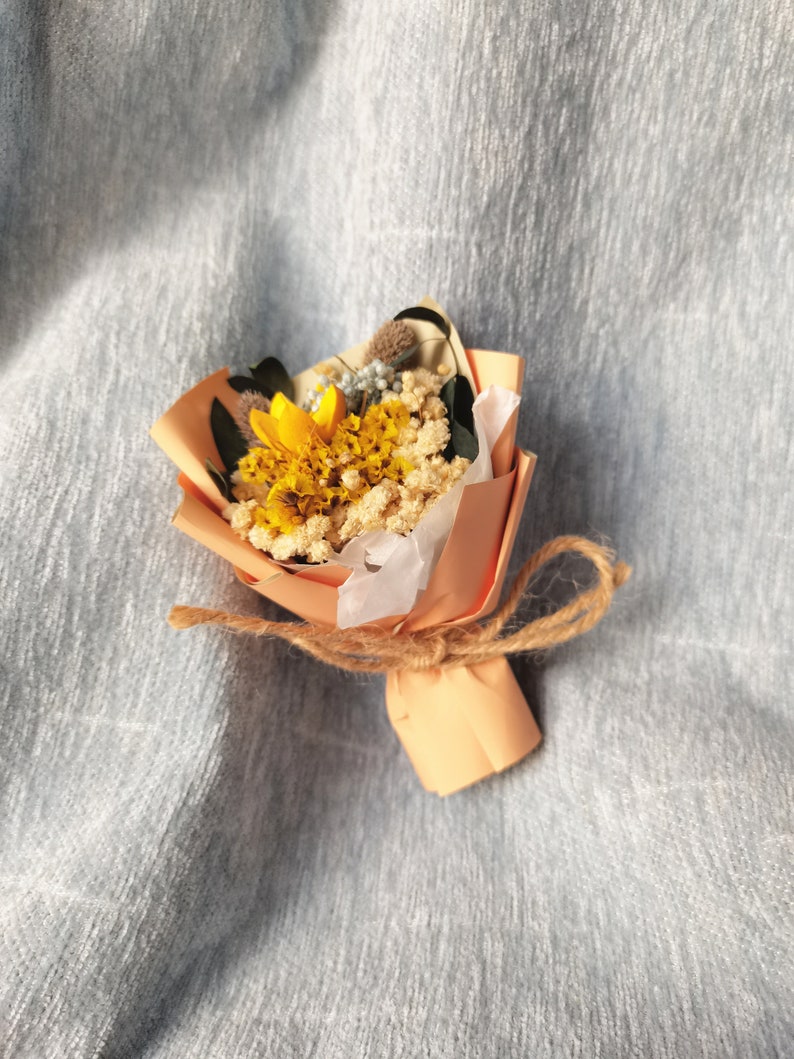 Handmade Mini Dried Flower Bouquet for Car/ Home/ Office Decor with Scent Gifts for Her Thank you Gift Graduate Gift Gift Decoration image 2