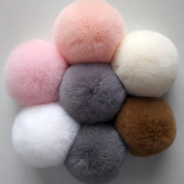 2pcs 9cm Real Rex Rabbit Fur Pompom Large Fluffy Pom Poms Crafts Hats Scarfs PomPoms Keychains Hair Ties Head Band Pom-Pom Balls for Crochet