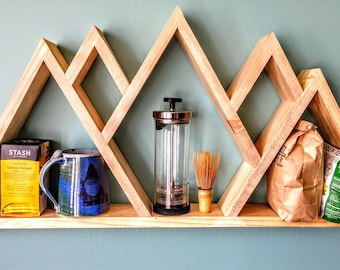 Classic Mountain Shelf