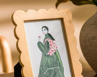 Scalloped Wooden Picture Frame – 9&quot; Wood Frame with Art Print, Tabletop or Wall Decor, Memory Gift for Home