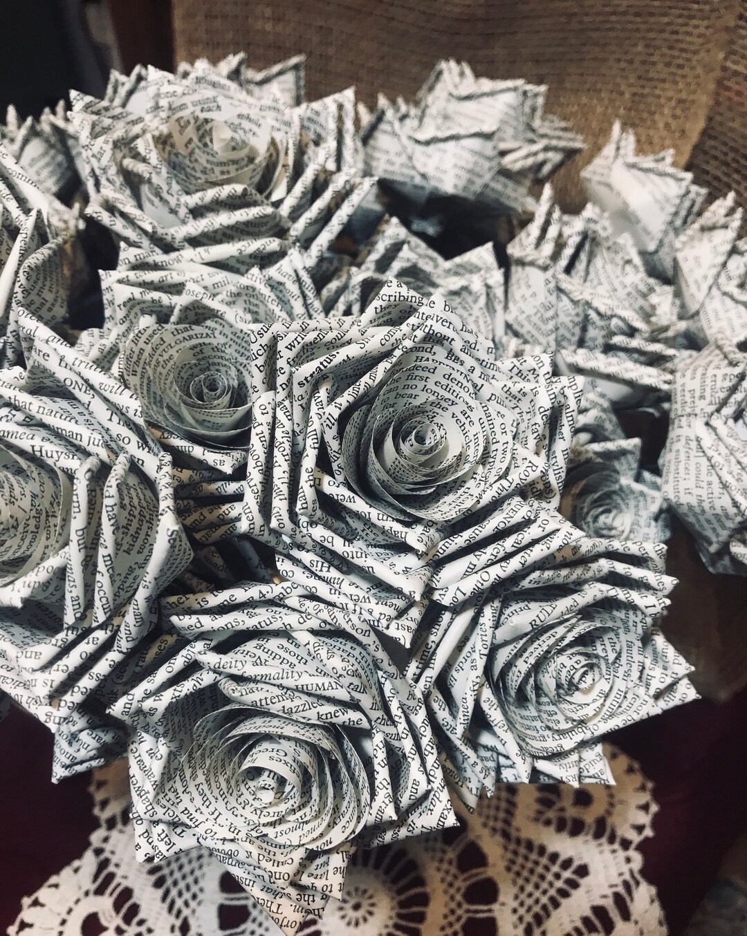 Book Page Roses ~ Paper Flowers - Etsy