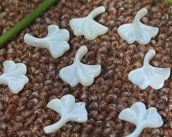 20pcs 14x16mm Natural MOP Ginkgo Leaf Beads Mother of Pearl Carved Ginkgo Leaf Beads XYE12
