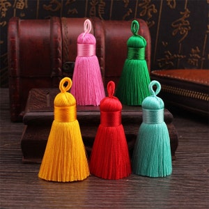 10pcs 50MM 52Colors High Quality Silk Fat Tassels Charm Pendant For Jewelry Making SJT009