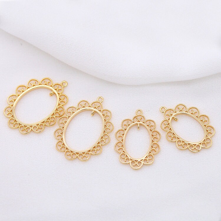 10pcs 14K Gold Plated Brass Oval Geometry Charm Pendant 10pcs 14K Gold Plated Brass Oval Geometry Charm Pendant