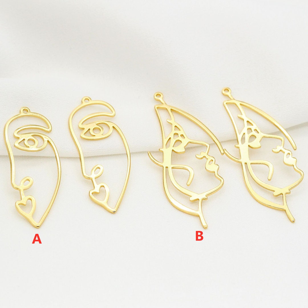 10pcs 14k Gold Plated Brass Hollow Out Face Charm Pendants 10pcs 14k Gold Plated Brass Hollow Out Face Charm Pendants