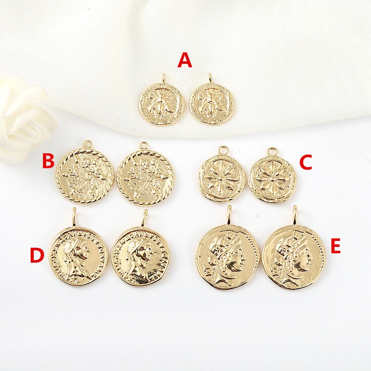 10pcs 14k Gold Brass Queen Coin Charm Pendants ZX4756 - Etsy