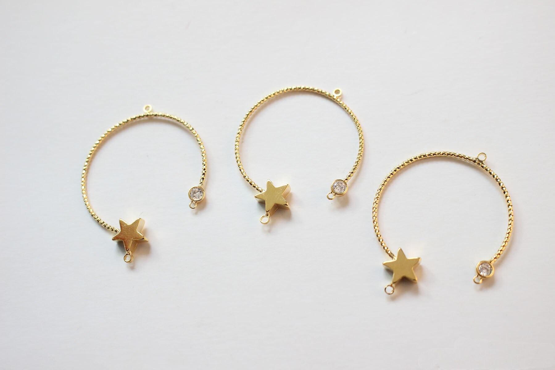 glint アクセサリー 3つセット 4pcs CZ Pave Three Dot Trio Stud Earring, Gold Plated Brass