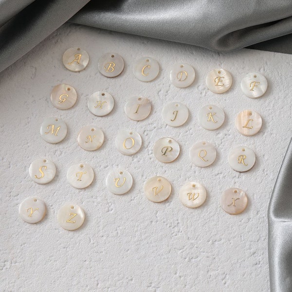 10pcs 15mm Natural Shell A-Z 26 Capitals Shell 26 Capital Letters Beads Pendants GG257