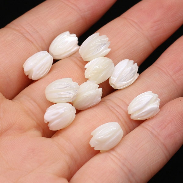 10pcs 8x10mm Perles de fleurs MOP naturelles Nacre blanche Perle Perle perrules de boutons floraux sculptés SB210517005