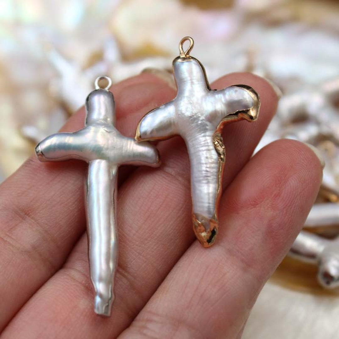 1PC/2PCS/5PCS 25-35mm Gold Framed Baroque Pearl Cross Charm