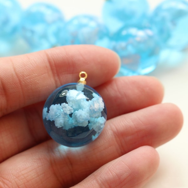 2pcs/4pcs/10pcs Resin Blue Sky Cloud Ball Geometry Charm Pendant GG450