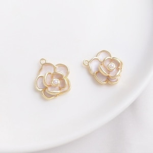 2個/4個/10個 14K ゴールドメッキ 真鍮 フラワー カメリア チャーム ペンダント YG583