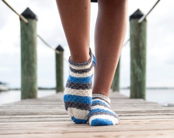 Cloudless Twilight ankle socks knitting pattern