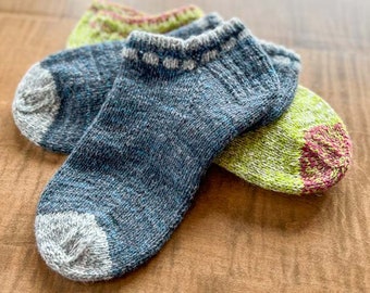 Windows to My Sole ankle socks knitting pattern