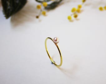 Delicate 18k Gold Pearl Ring, Minimalist Stacking Ring
