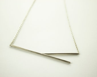 Simple and elegant silver pendant, simple geometric pendant, minimalist pendant in sterling silver, modern women's pendant, modern pendant.