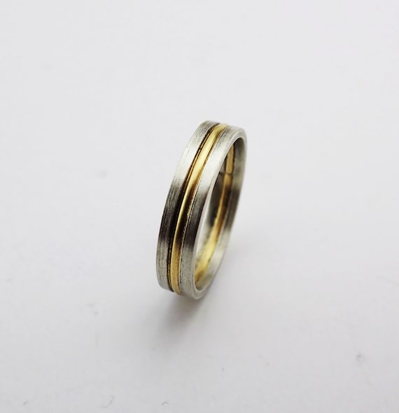 gold and silver ring