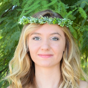 Green Leaf Wreath Crown | Bridal Flower Girl Wedding Halo Boho Hair Accessory | Natural Woodland Wreath Bridesmaid Greenery Hair