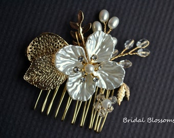 Vintage Inspired Wedding Hair Accessories Petite Gold Leaf Flower Pearl Hair Comb Prom Homecoming Hair Pin Headpiece Fascinator